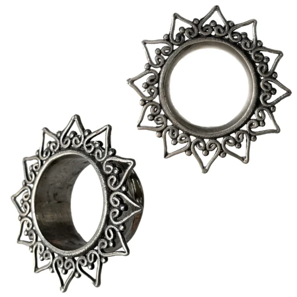 Expansor artesanal túnel bronce niquelado “CORAZONES”